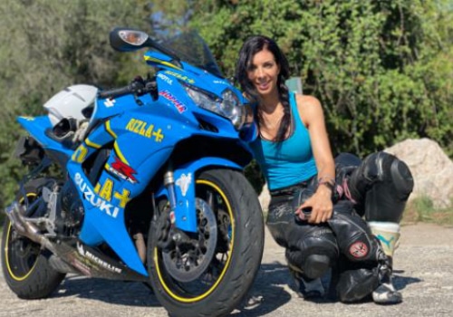 MUJERES MOTERAS Mujeres en moto