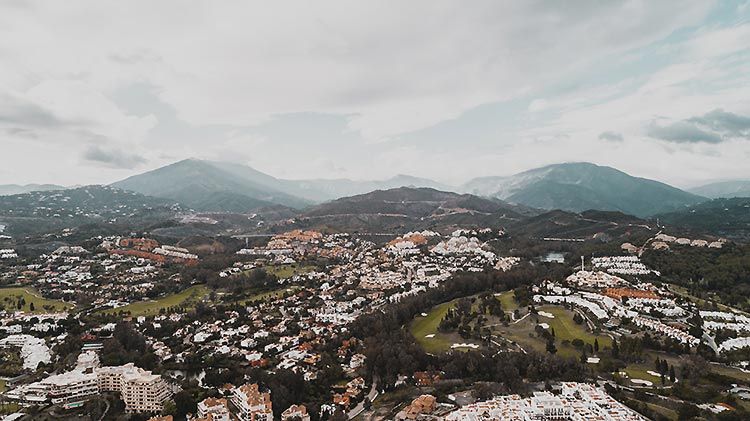 Viaja a Marbella con tu moto