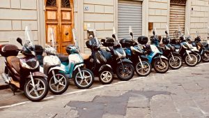 Las diferencias entre ciclomotor y scooter